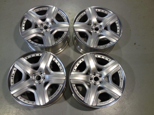 Bentley Alloy Leicester