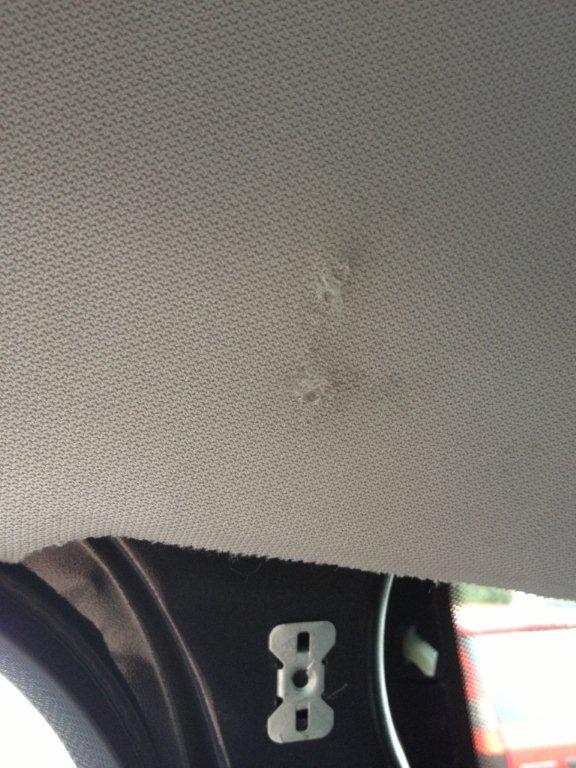 Damage to the roof lining of a Ford X Max Damage to the roof lining of a Ford X Max