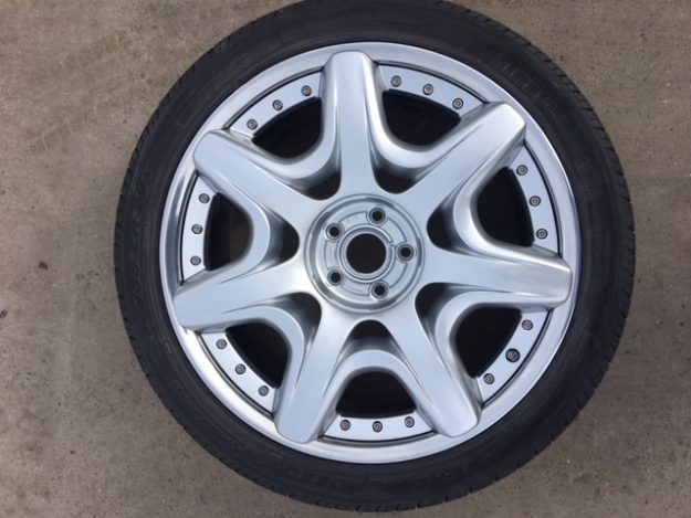 Bentley restored alloy