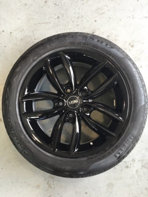 Newly painted Mini alloy