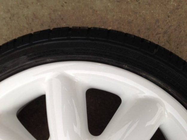 Mini alloy painted white