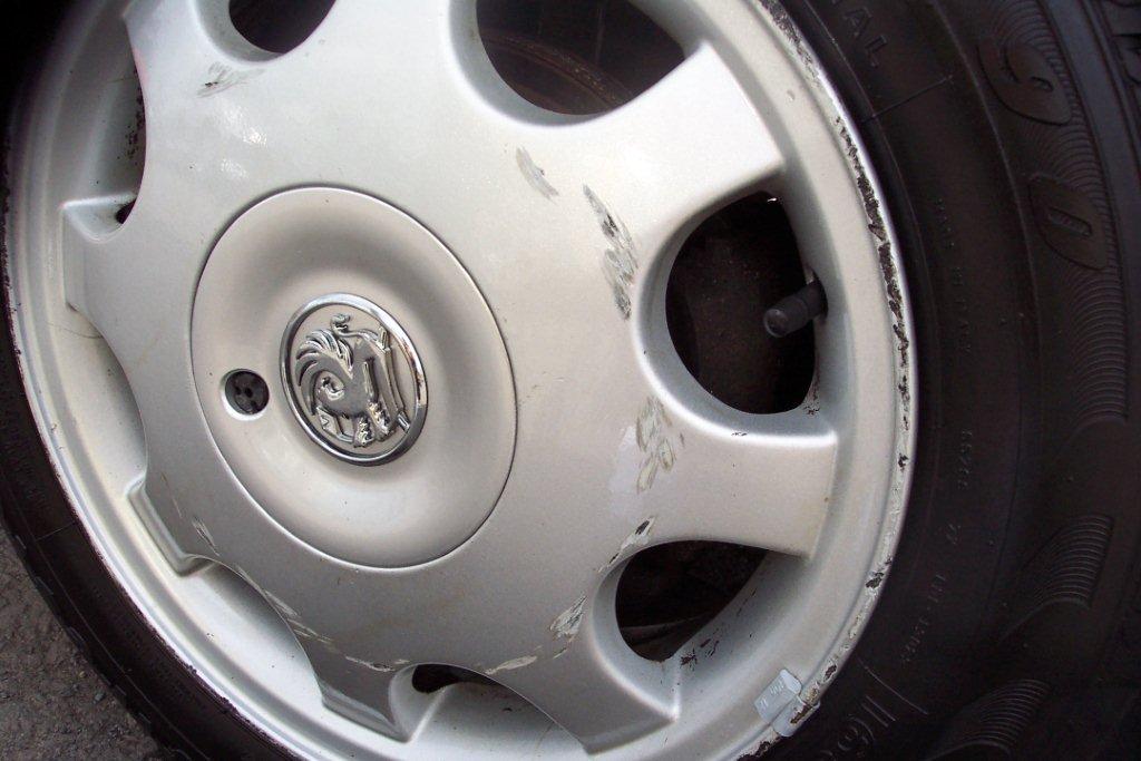 Curbed Vauxhall wheels, Leicester