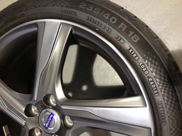Repaired Volvo v60 alloy